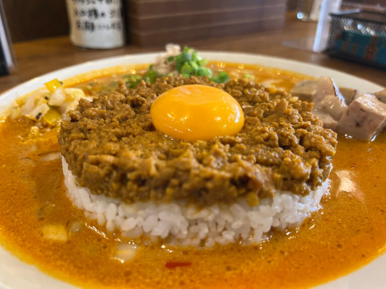 肉味噌キーマスペシャルカレー|シシカリ(国分寺)