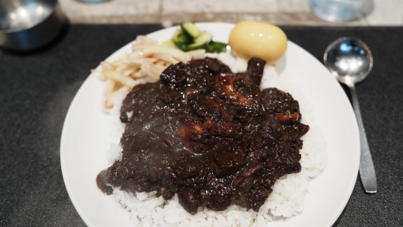 下北沢「SANZOU TOKYO」のペトラカレーを食べ納めてきた|牛挽肉と牡蠣のキーマに震えた4年間の感謝を込めて