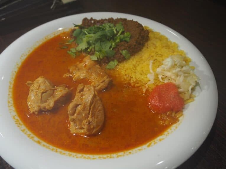 般°若|まるで池!シャバシャバなカレー(下北沢)