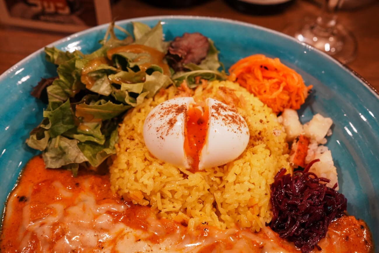 バターチキンとスパイス窯焼パスタボルケーノ|GOOD LUCK CURRY(渋谷)