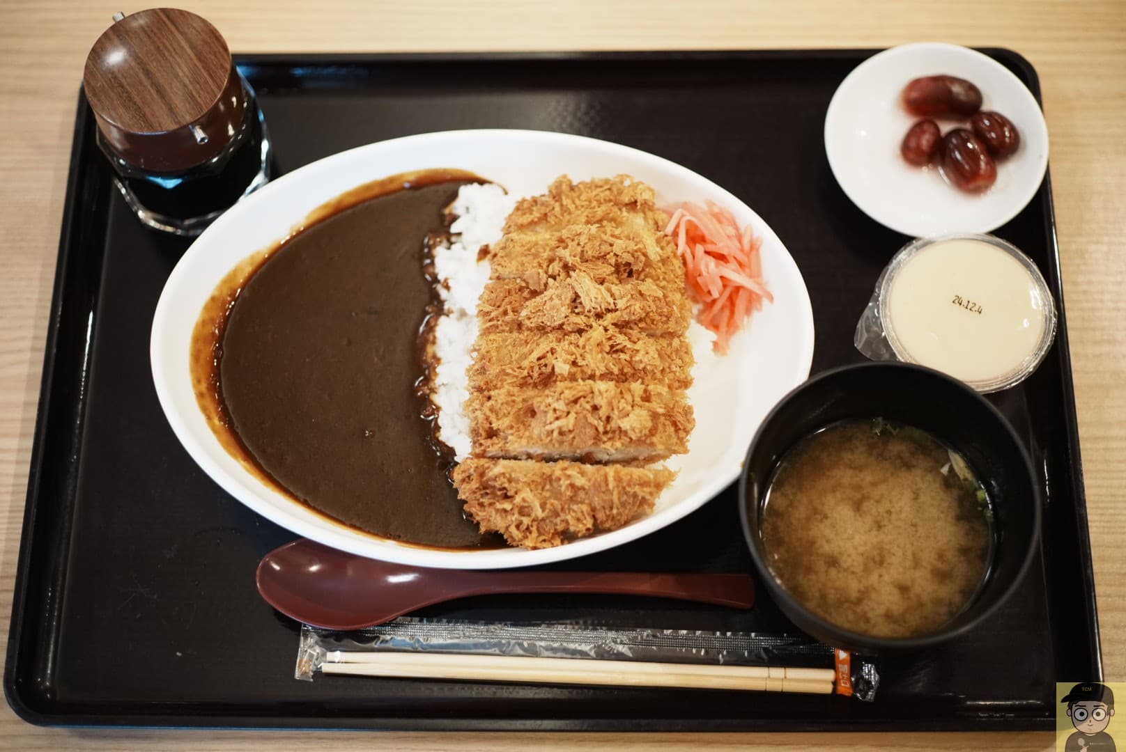 カツカレー定食|成田空港サテライト店