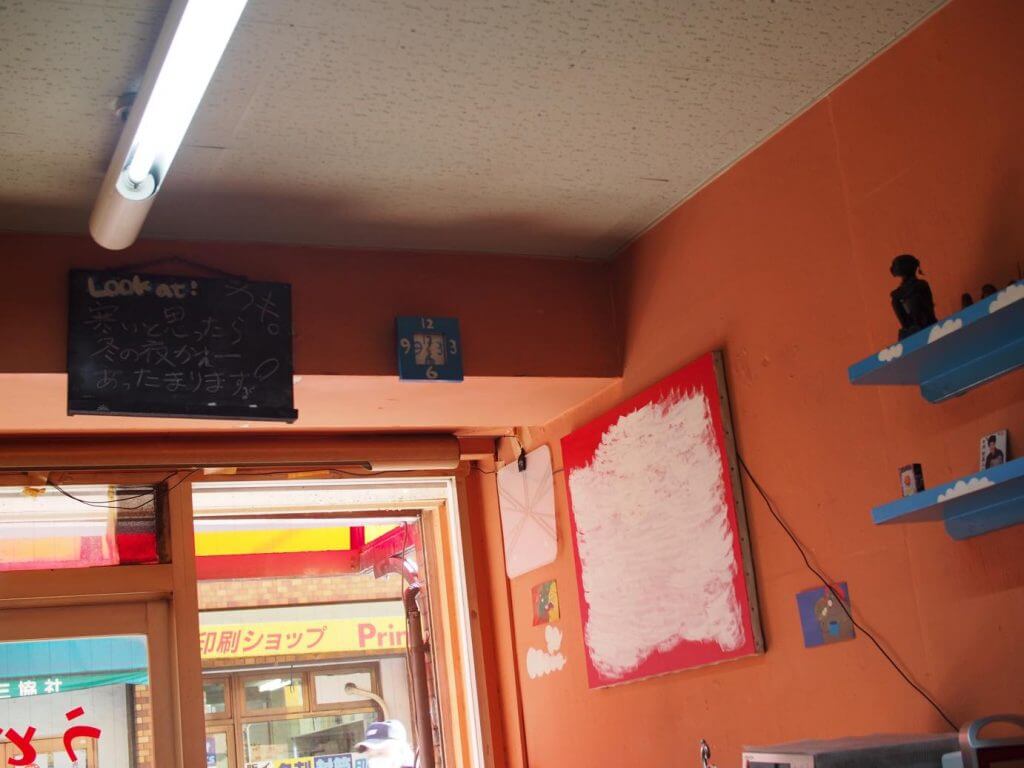 カレーの店うどん 店内