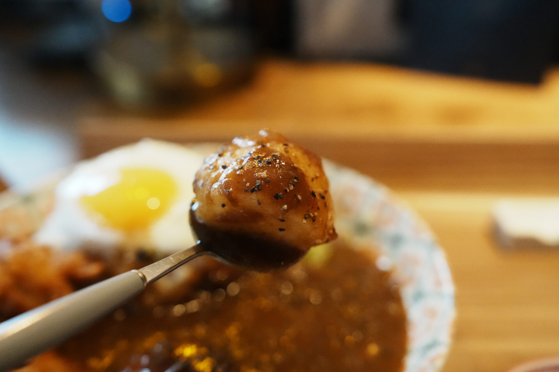 昨日のカレー(어제의 카레)