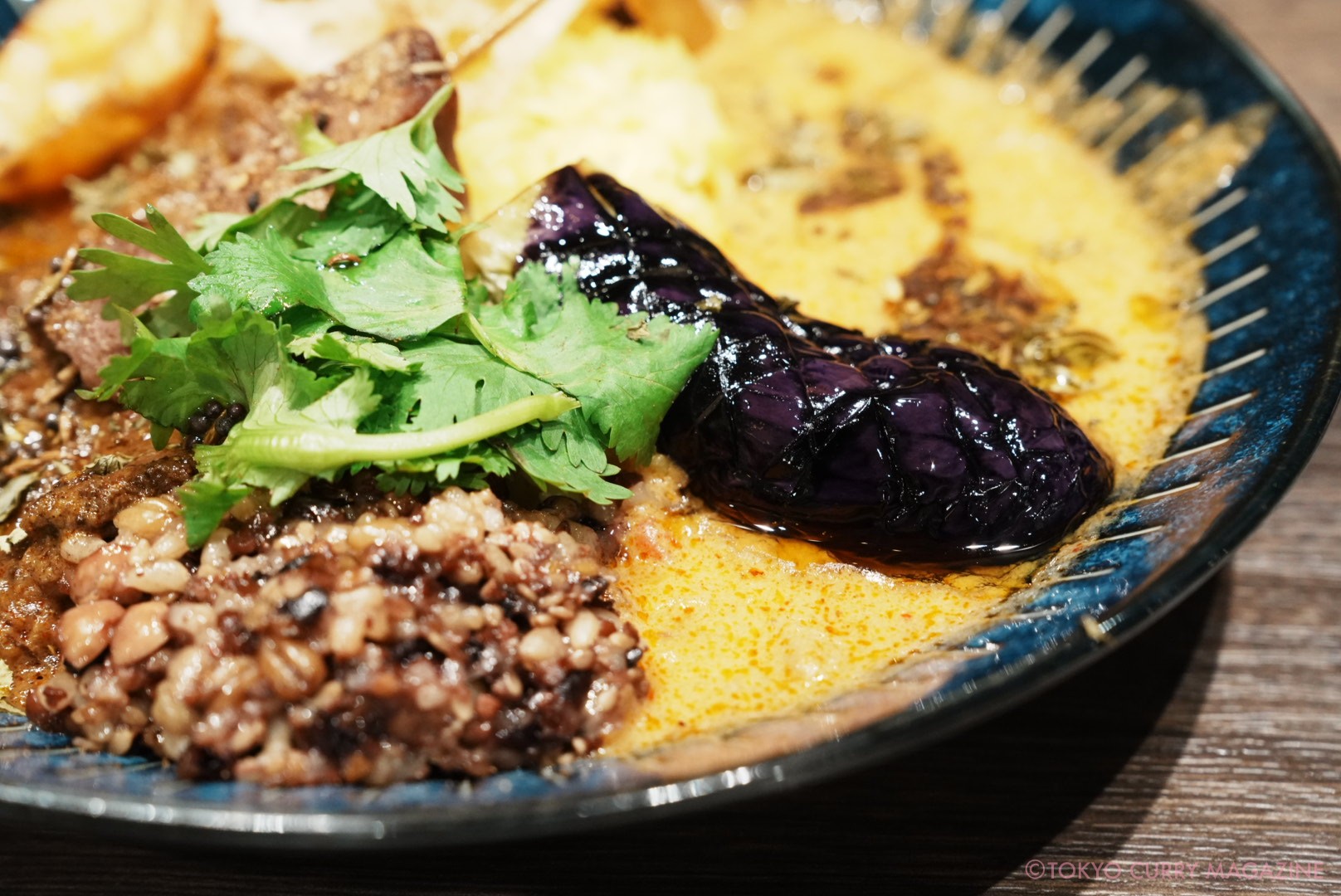 秋葉原カリガリカレー八重洲店|東京カレーカルテット