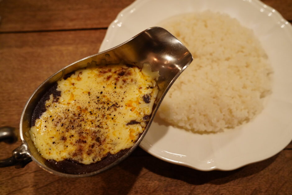 挽き肉ゴーダカレー｜欧風カレーキュイボンヌ（茅場町）