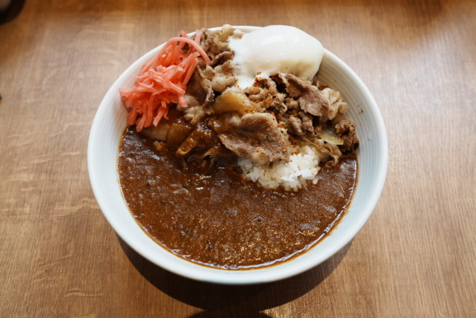 牛魯珈カレー｜吉野家×魯珈