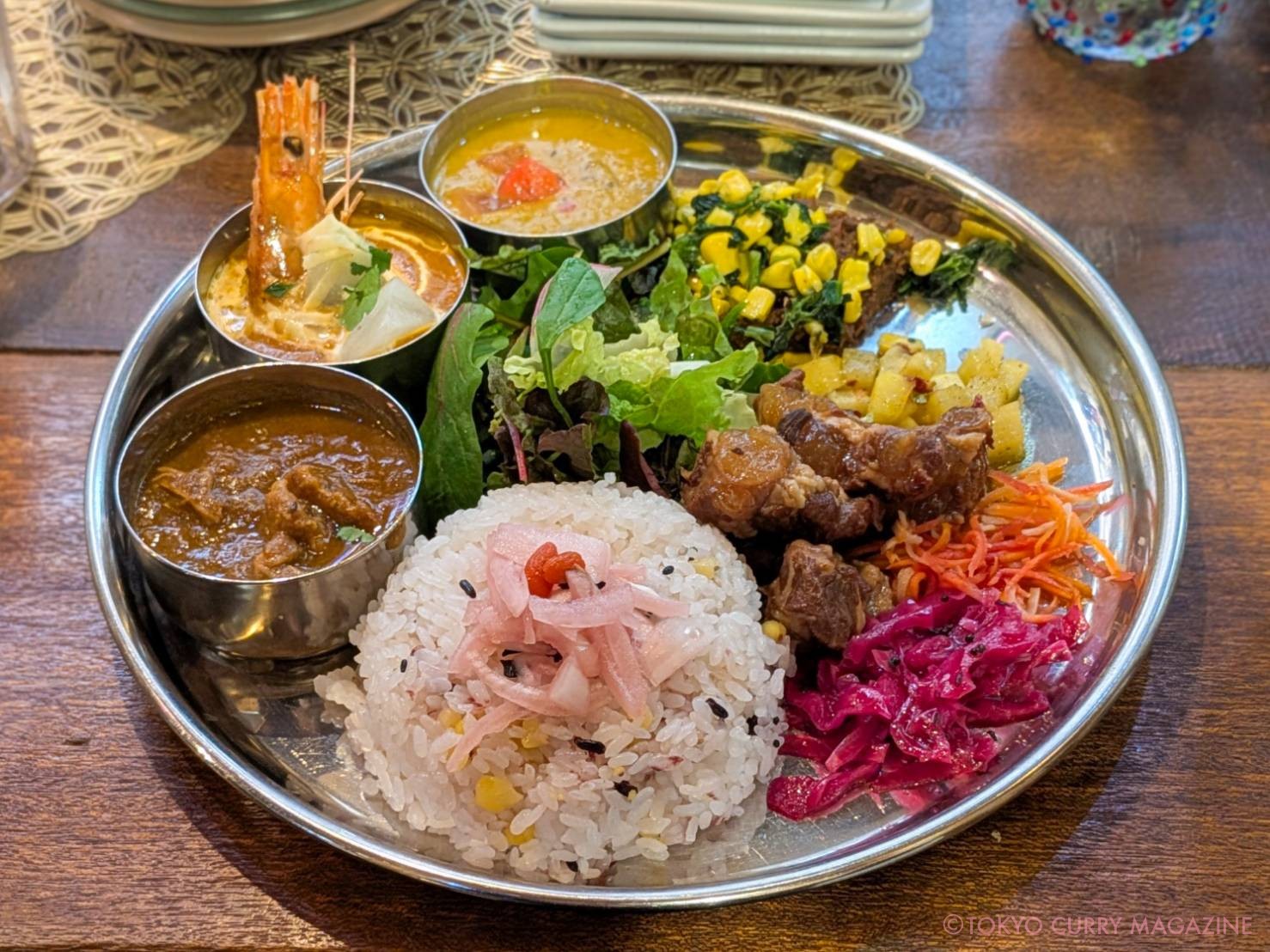 和漢香辛茶寮サハスラーラ