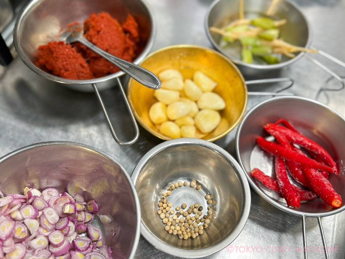 すっぽんとタイ料理 月島 源平(月島)